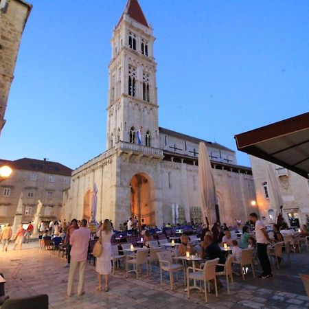 Town House In The Centre Of Historic Trogir Villa ภายนอก รูปภาพ
