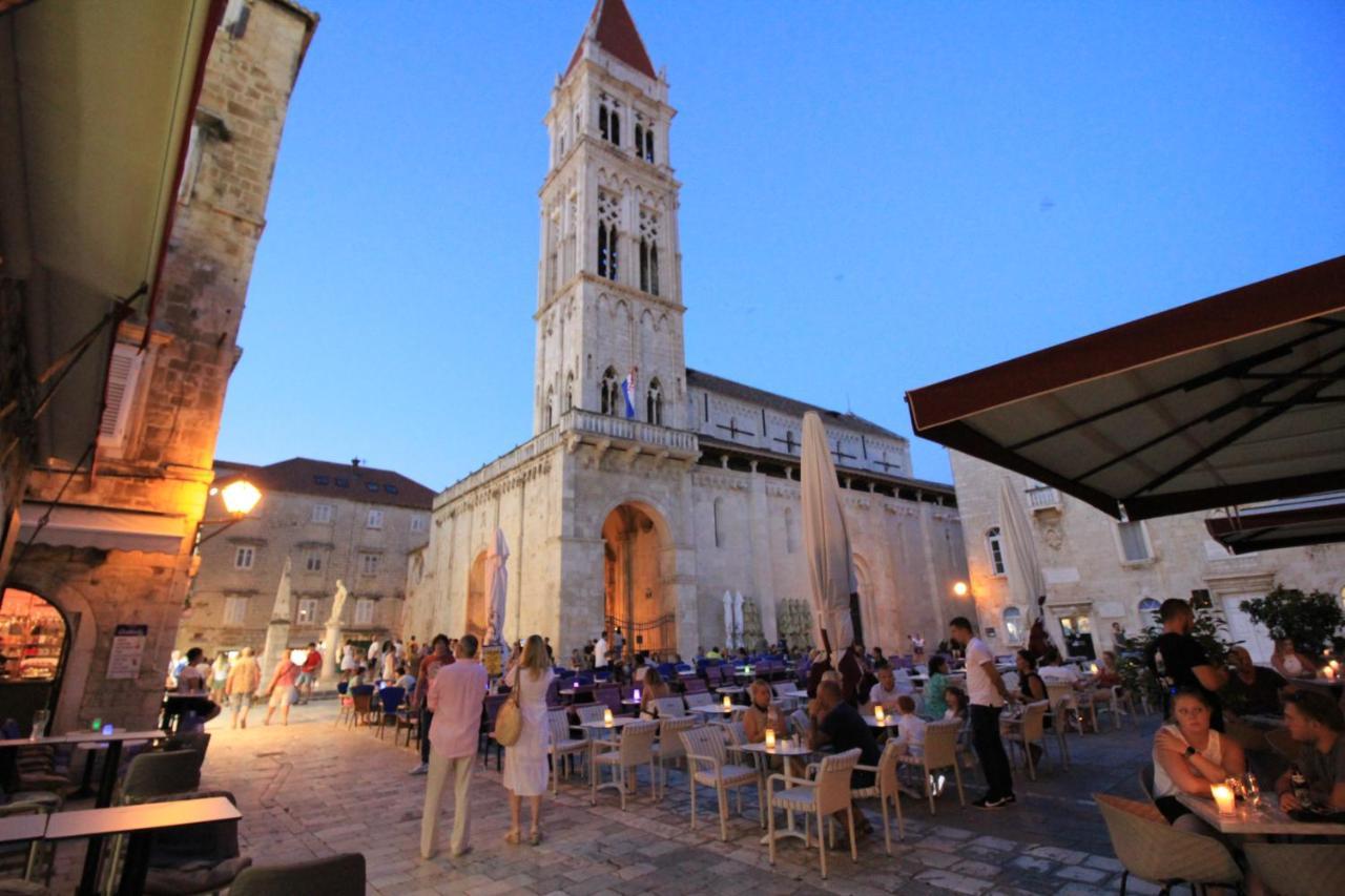 Town House In The Centre Of Historic Trogir Villa ภายนอก รูปภาพ