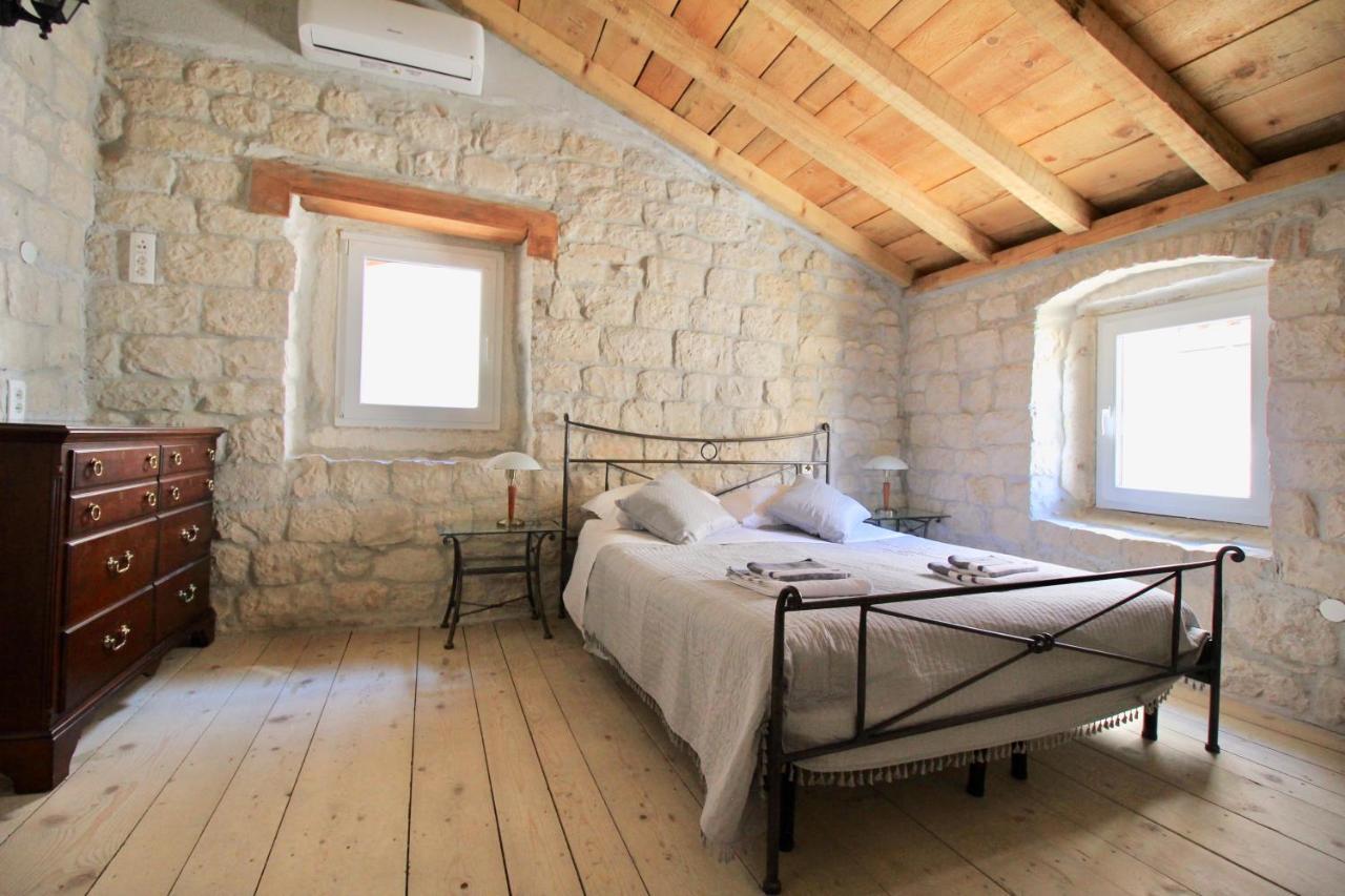 Town House In The Centre Of Historic Trogir Villa ภายนอก รูปภาพ